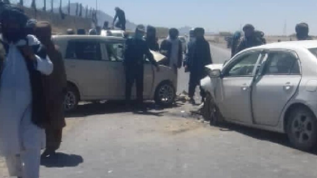۱۵ کشته و زخمی بر اثر حادثه ترافیکی در ۲ ولایت افغانستان